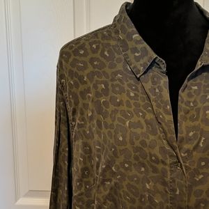 Green leopard button up 3x